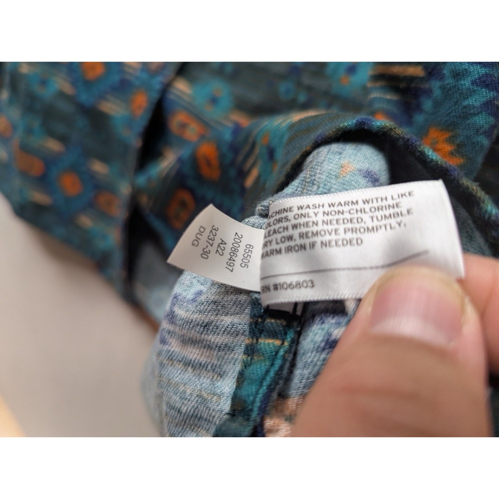 Duluth Trading Co Flannel Shirt Womens Large Teal Southwestern Aztec 3237-30 - Picture 13 of 14